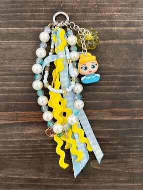 Cinderella doorable keychain